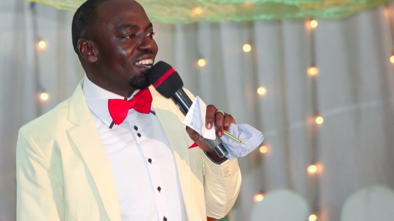 How a Master of Ceremonies Helps Your Business During Conference