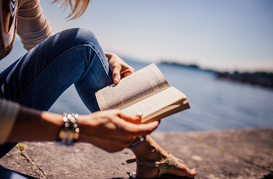 Simple Tips to Add Some Excitement to Your Reading Routine
